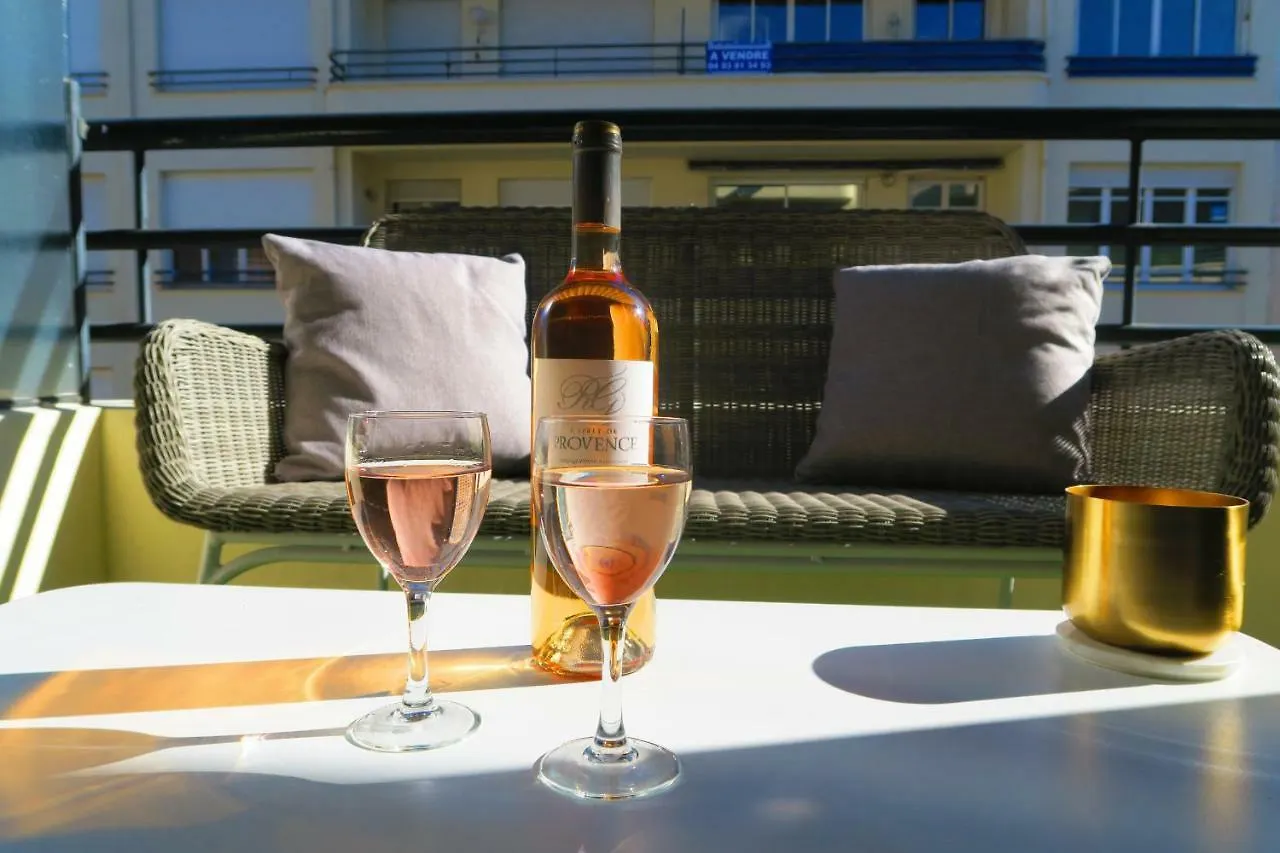 Apartment Nestor&Jeeves - Galet Terrasse - Central - Very Close Sea Nice France